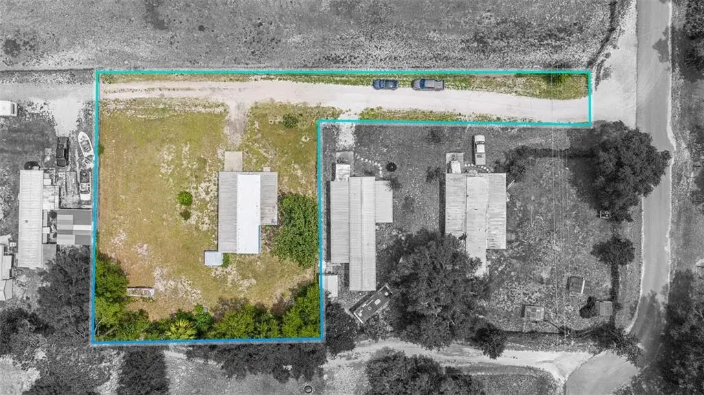 Property for sale at 1389 NW 7TH LANE, LAKE PANASOFFKEE, FL, 33538