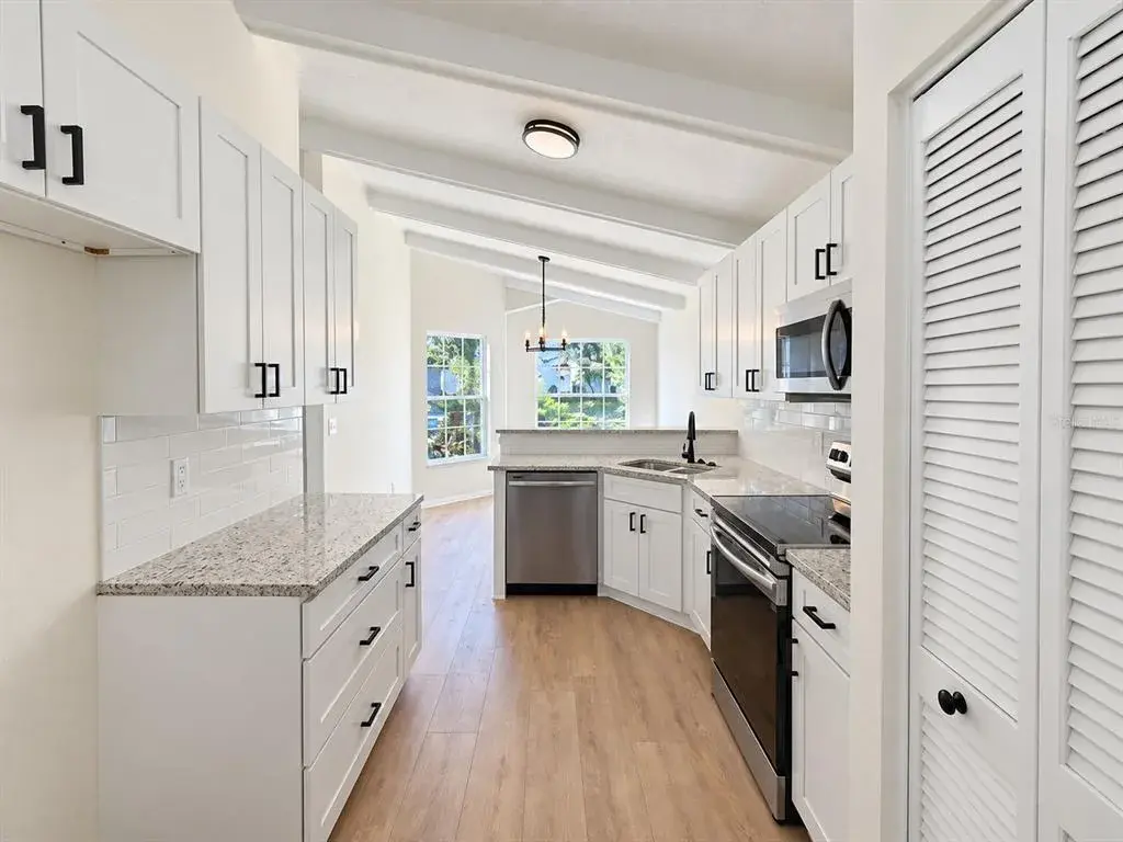 Property for sale at 1446 WALDEN OAKS PLACE, PLANT CITY, FL, 33563
