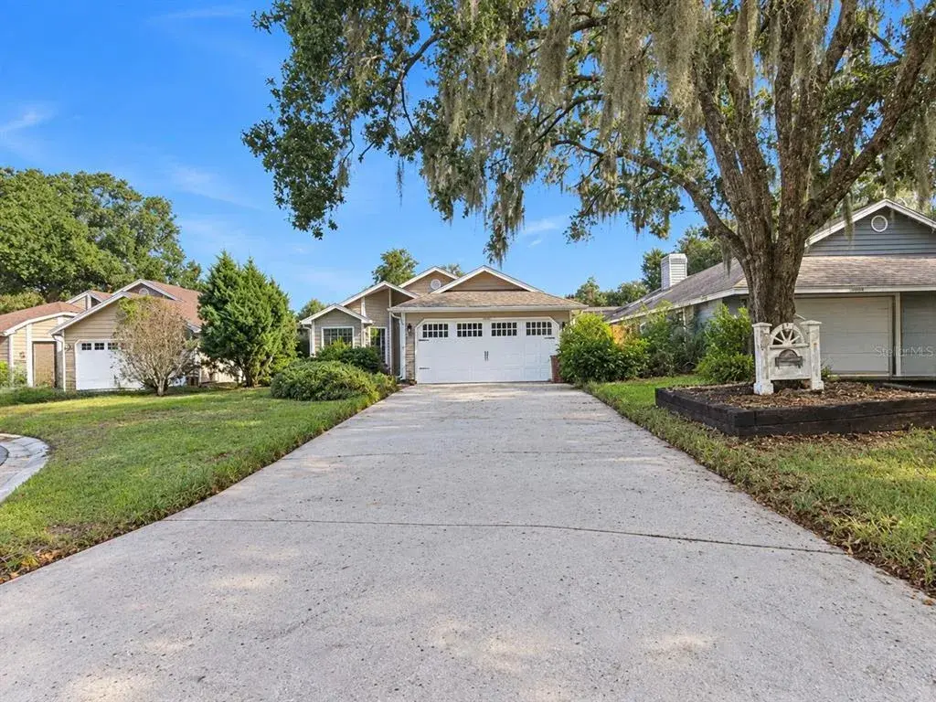 Property for sale at 1446 WALDEN OAKS PLACE, PLANT CITY, FL, 33563