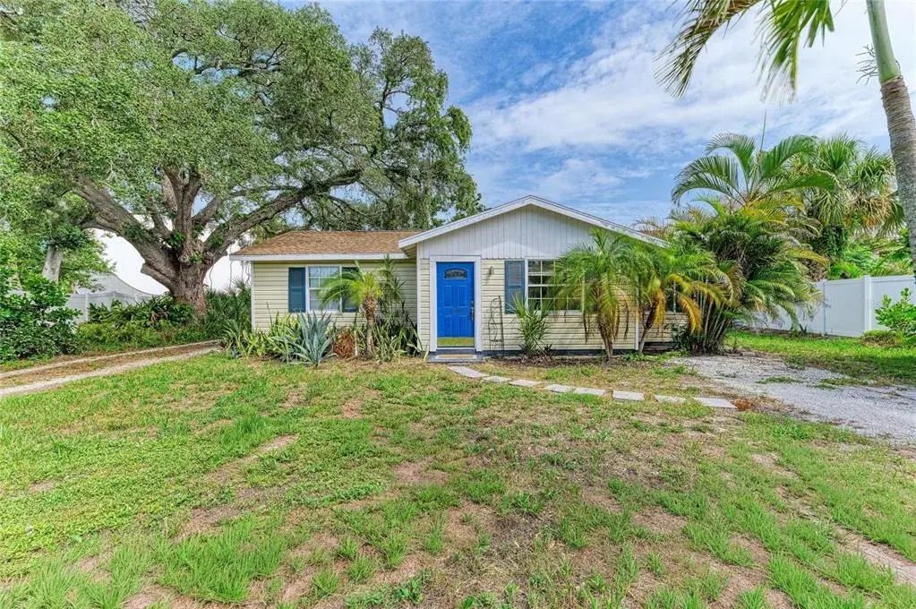 Property for sale at 1300 LOMA LINDA COURT, SARASOTA, FL, 34239