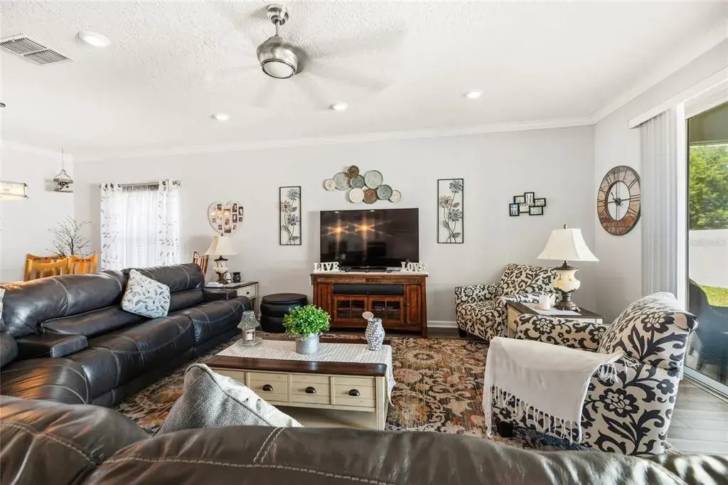 Spacious Gathering Room