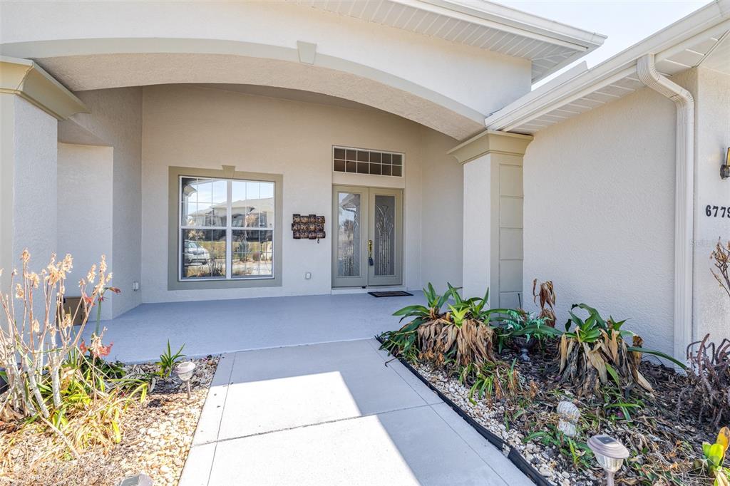 Property for sale at 6779 HUNTINGTON HILLS BOULEVARD, LAKELAND, FL, 33810