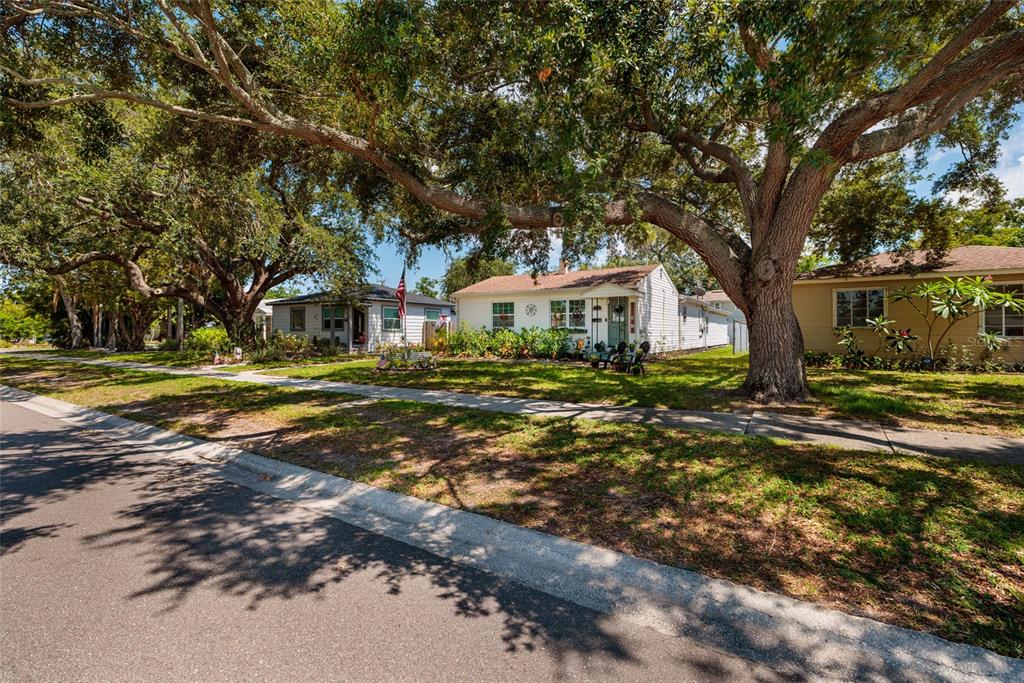 Property for sale at 1220 56TH AVENUE N, ST PETERSBURG, FL, 33703