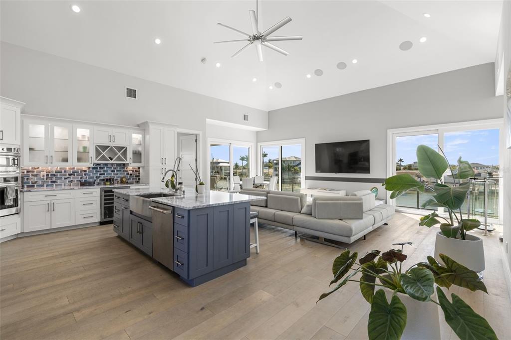 Property for sale at 7966 1ST AVENUE S, ST PETERSBURG, FL, 33707