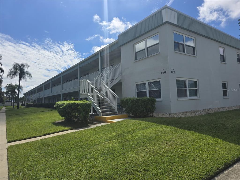 Property for sale at 5217 81ST STREET N UNIT 3, ST PETERSBURG, FL, 33709