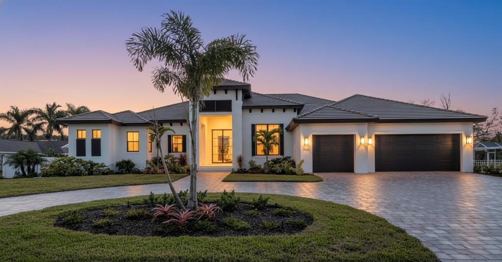 Property for sale at 7125 WESTMORELAND DRIVE, SARASOTA, FL, 34243