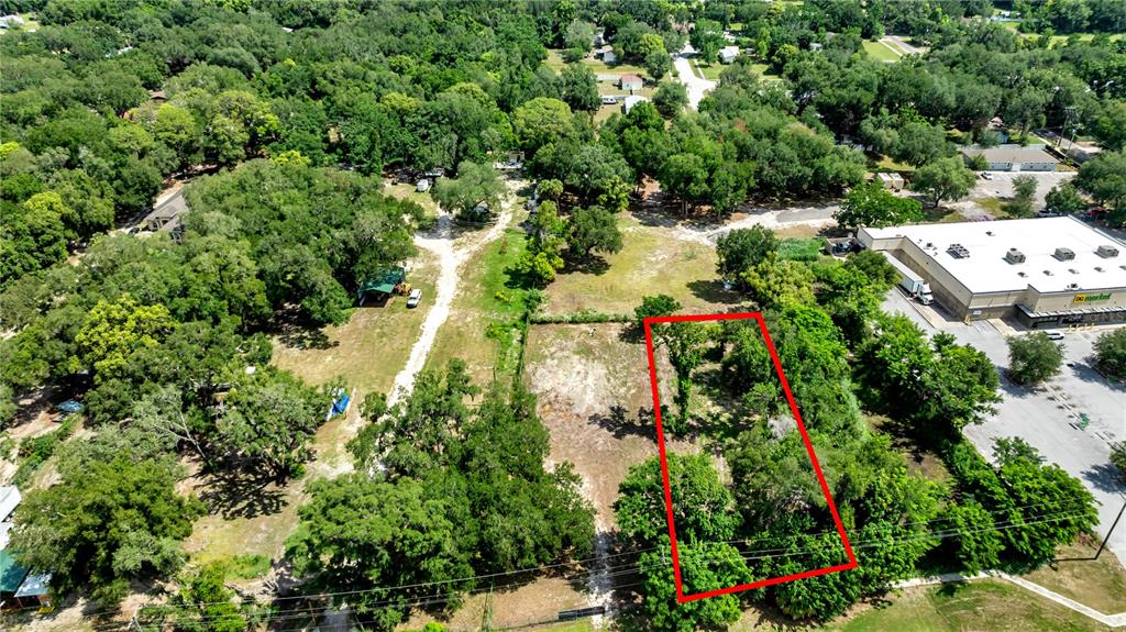 Property for sale at 9926 ROCKHILL ROAD, THONOTOSASSA, FL, 33592