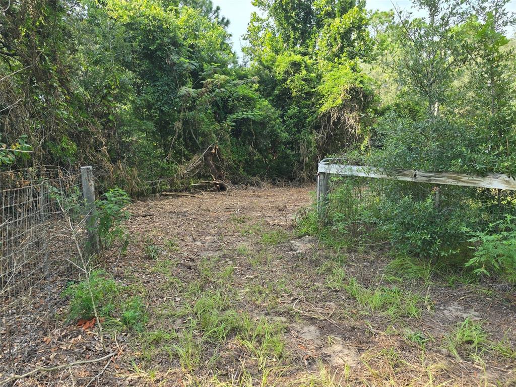 ENTRANCE TO PROPERTY