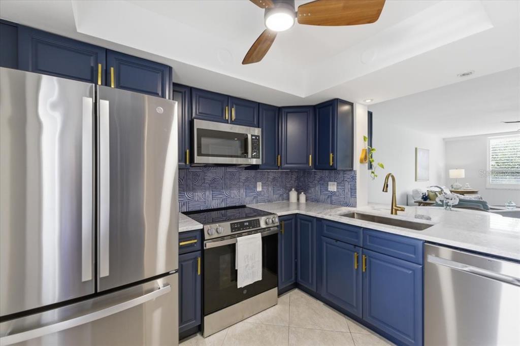 Property for sale at 2621 COVE CAY DRIVE UNIT 302, CLEARWATER, FL, 33760