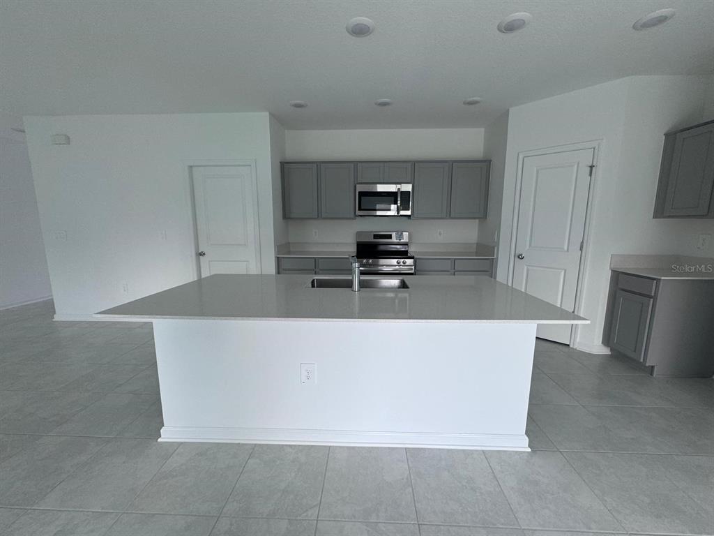 Property for sale at 981 HAROLD PASS, WINTER HAVEN, FL, 33884