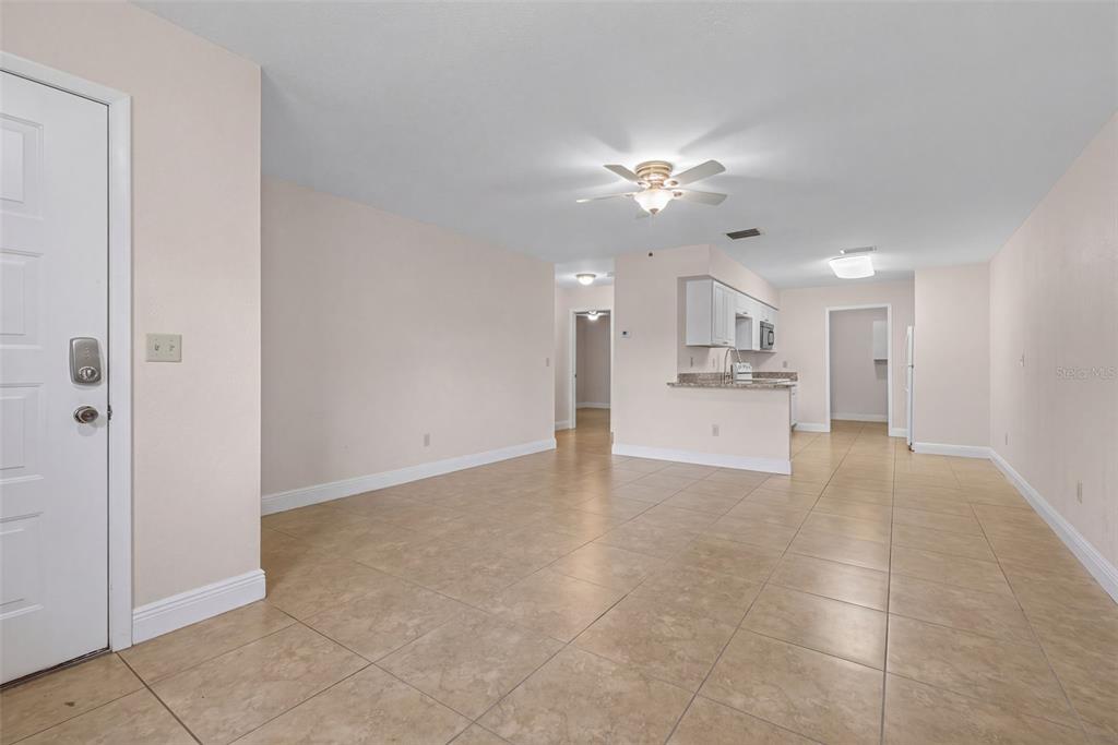 Living room/ Dining room