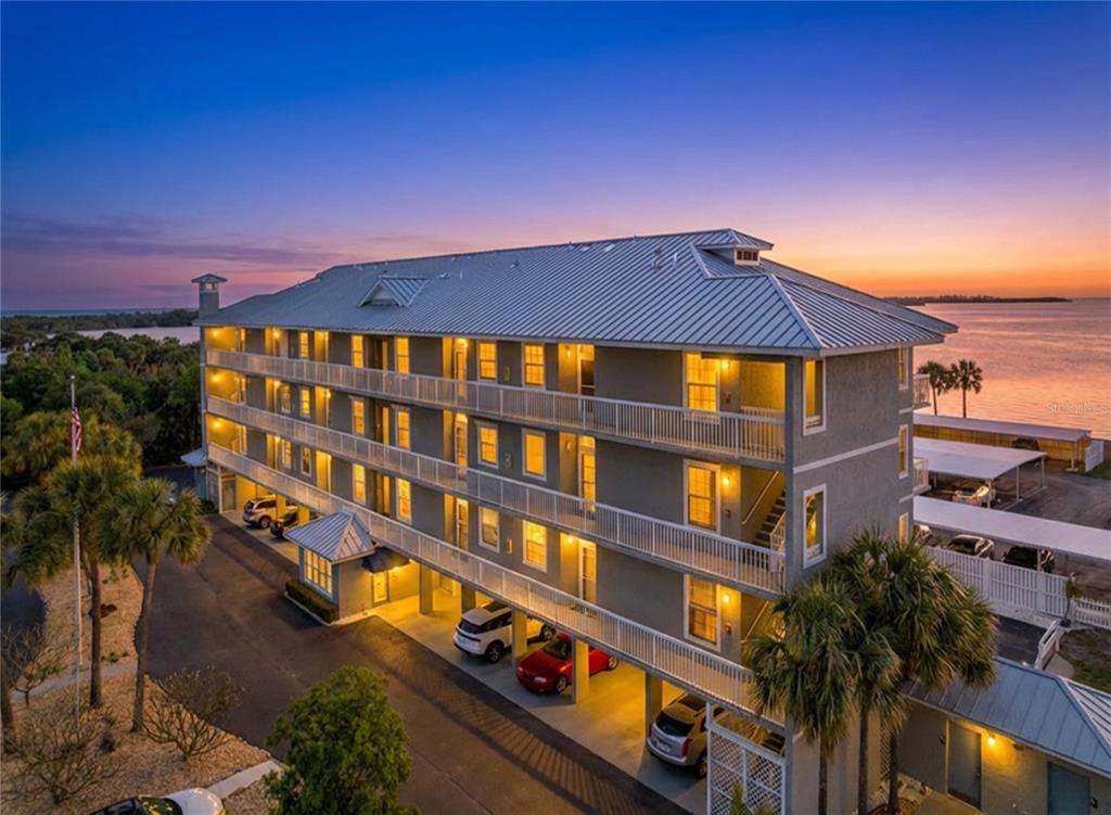Property for sale at 7 ISLAND PARK PLACE UNIT 204, DUNEDIN, FL, 34698