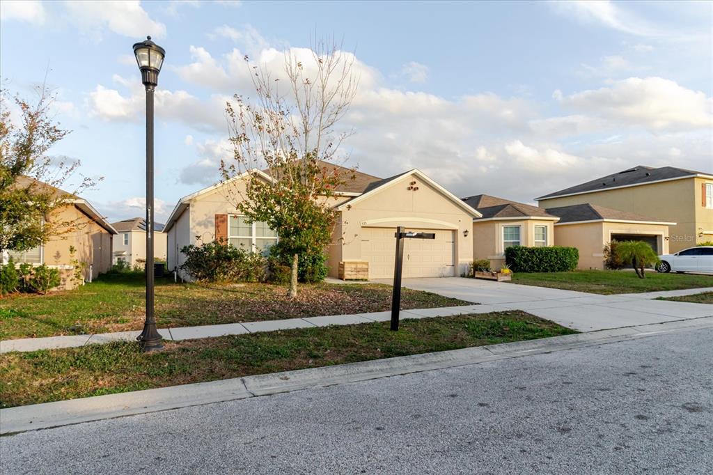 Property for sale at 525 SQUIRES GROVE DRIVE, WINTER HAVEN, FL, 33880