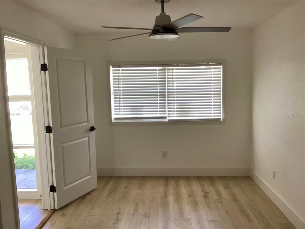 Prmiary bedroom