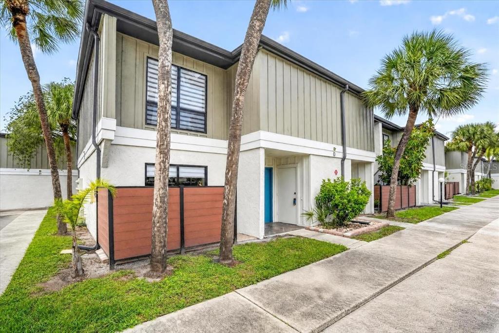 4001 Beneva Rd, #310, Sarasota, FL 34233