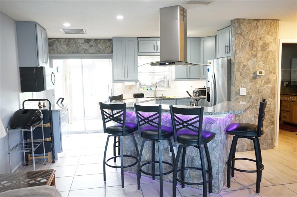 Property for sale at 424 LAKE POINT COURT UNIT 5A, SUN CITY CENTER, FL, 33573