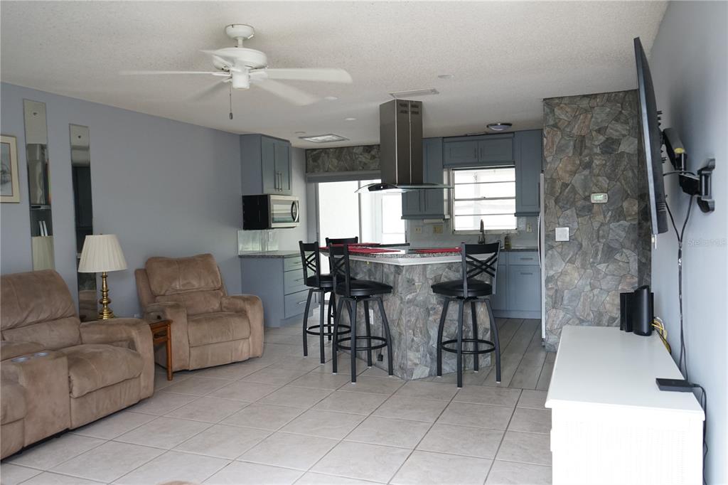 Property for sale at 424 LAKE POINT COURT UNIT 5A, SUN CITY CENTER, FL, 33573