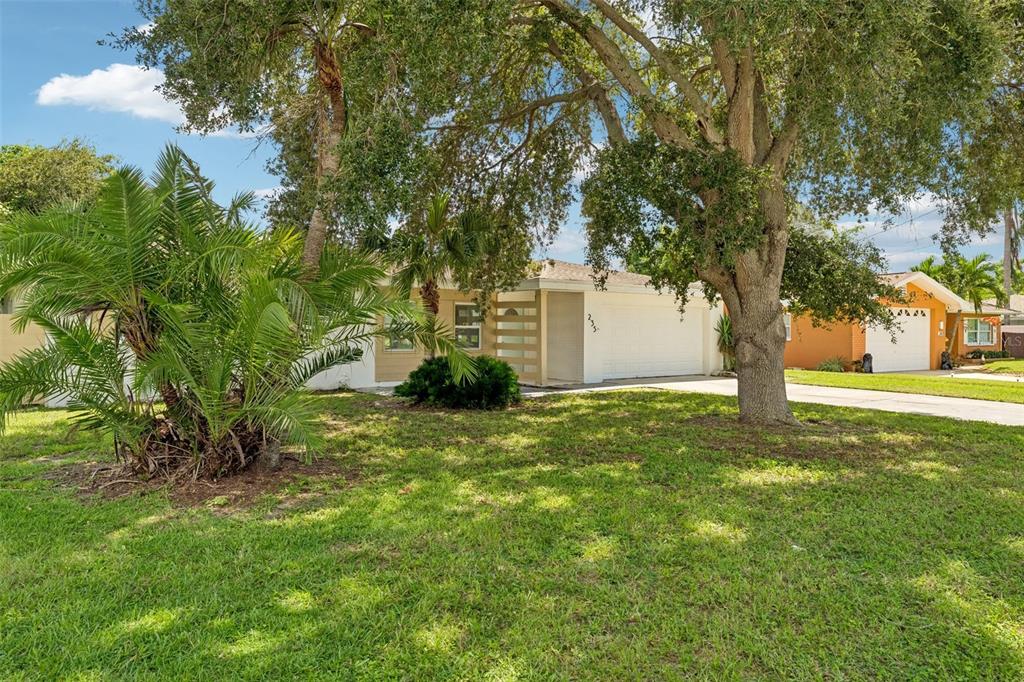 Property for sale at 235 OVERBROOK DRIVE E, LARGO, FL, 33770
