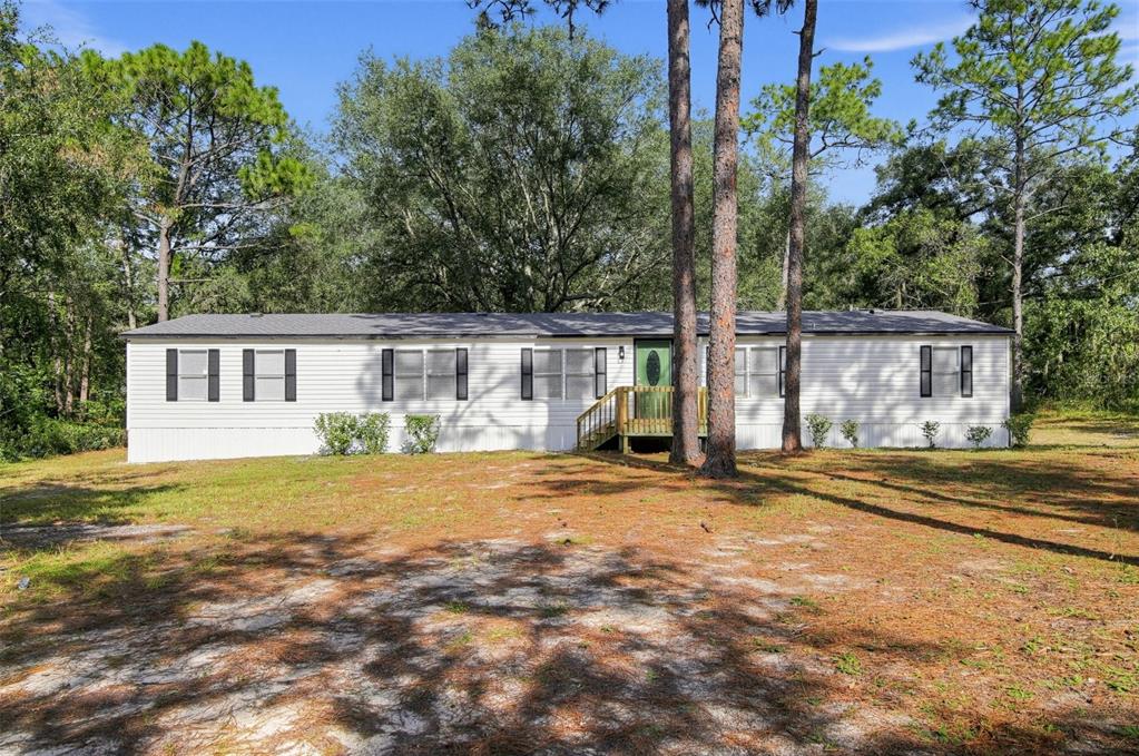 Property for sale at 124 HOUR GLASS CIRCLE, HAWTHORNE, FL, 32640