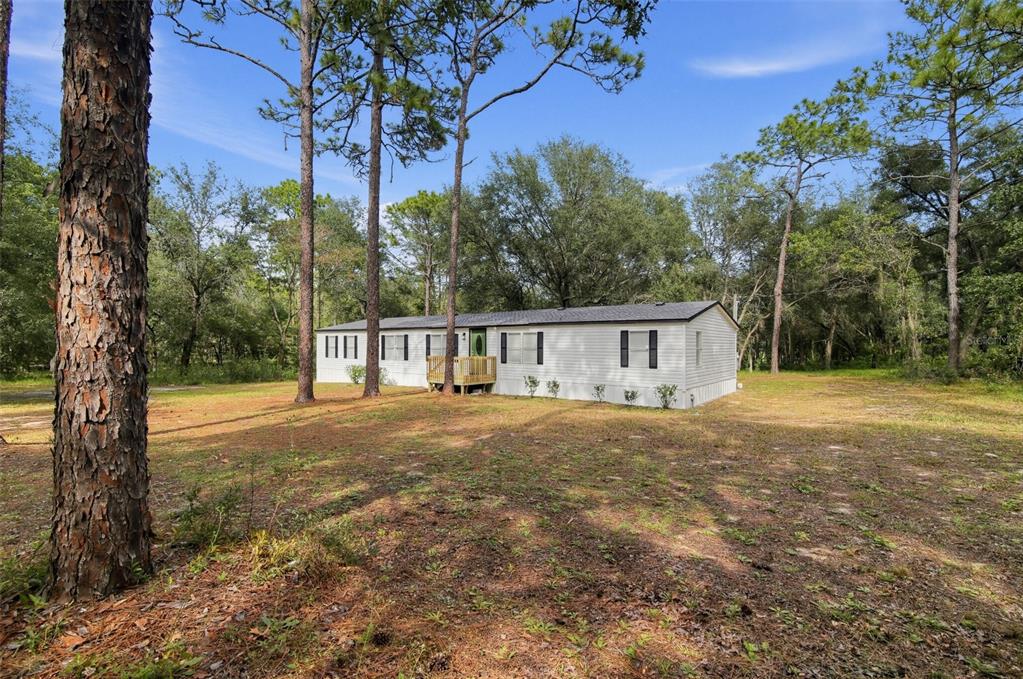 Property for sale at 124 HOUR GLASS CIRCLE, HAWTHORNE, FL, 32640