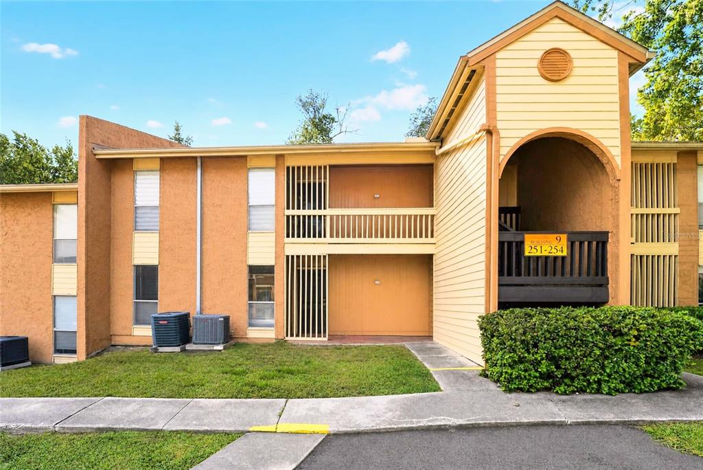 Property for sale at 1810 NW 23RD BOULEVARD UNIT 252, GAINESVILLE, FL, 32605