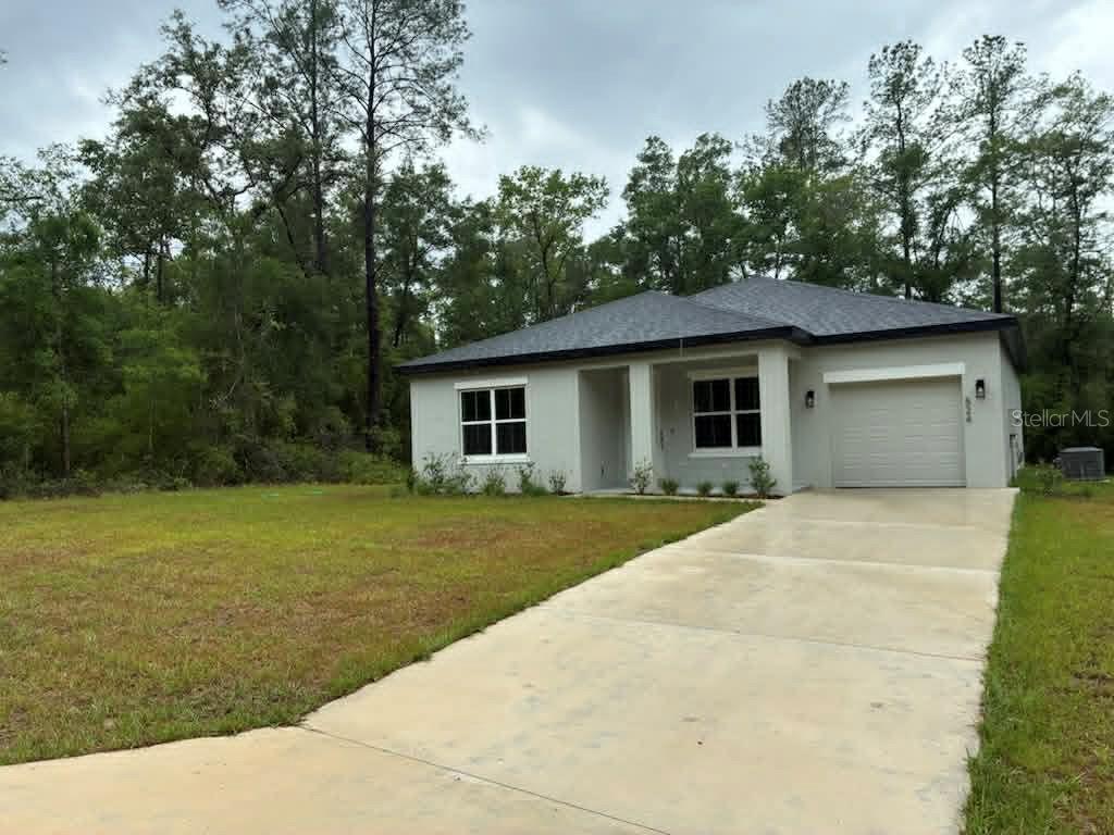 Property for sale at 524 E AVONDALE DRIVE, DUNNELLON, FL, 34434