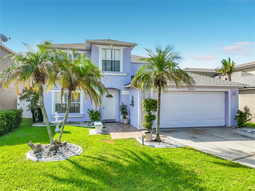 Beautiful Home! 4 Bedrooms, 2.5 Baths, Plus Bonus room, Waterfront, on Cul-de-Sac in a gated community! What more could you want!