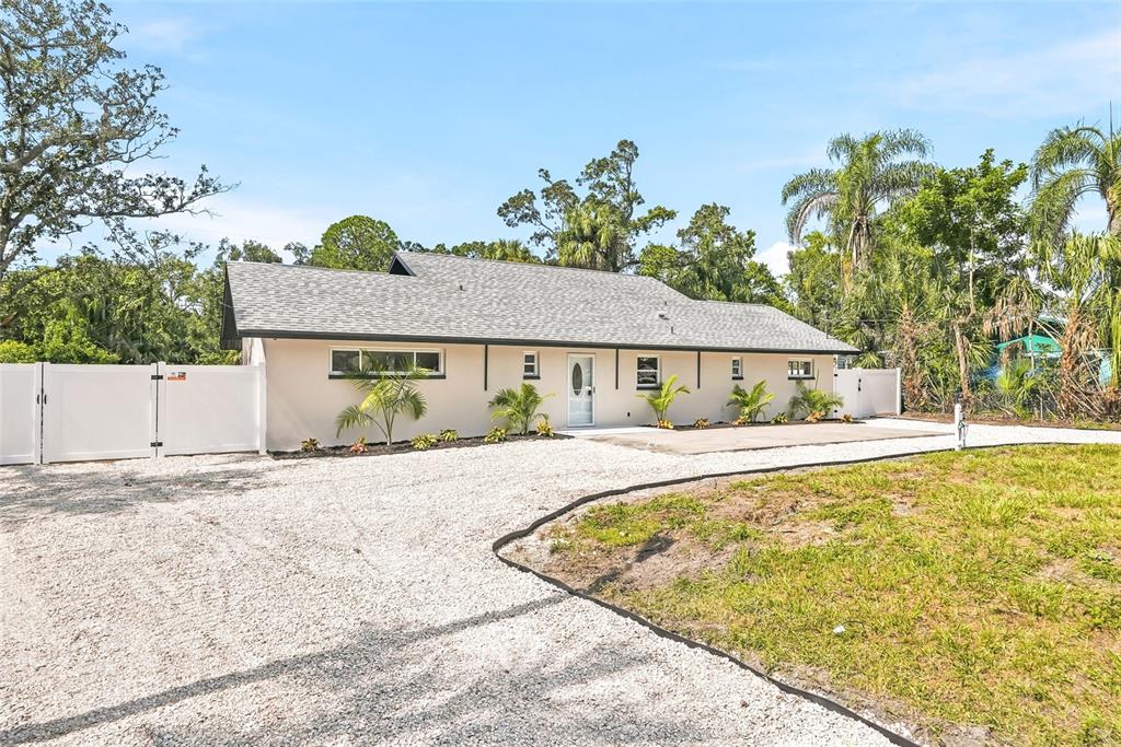 Property for sale at 8605 JACKSON SPRINGS ROAD, TAMPA, FL, 33615