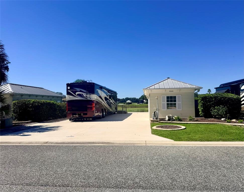Property for sale at 9500 SE 49TH TERRACE, WEBSTER, FL, 33597