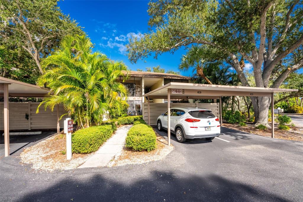 Property for sale at 642 BIRD BAY DR E UNIT 205, VENICE, FL, 34285