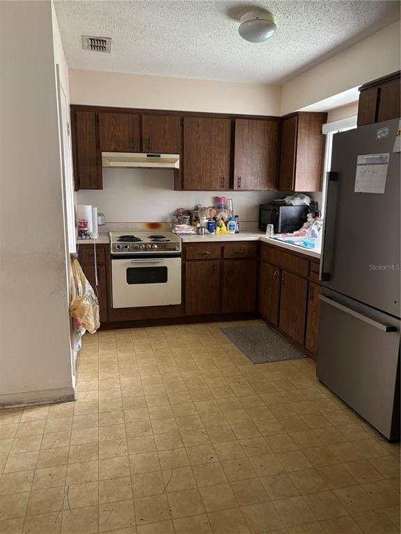 Property for sale at 1615 BLOSSOM CIRCLE E, LAKELAND, FL, 33805