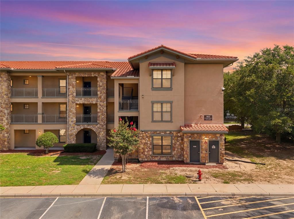 Property for sale at 901 CHARO PARKWAY UNIT 717, DAVENPORT, FL, 33897