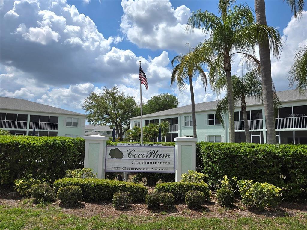 Property for sale at 5725 GREENWOOD AVENUE UNIT 5201, NORTH PORT, FL, 34287