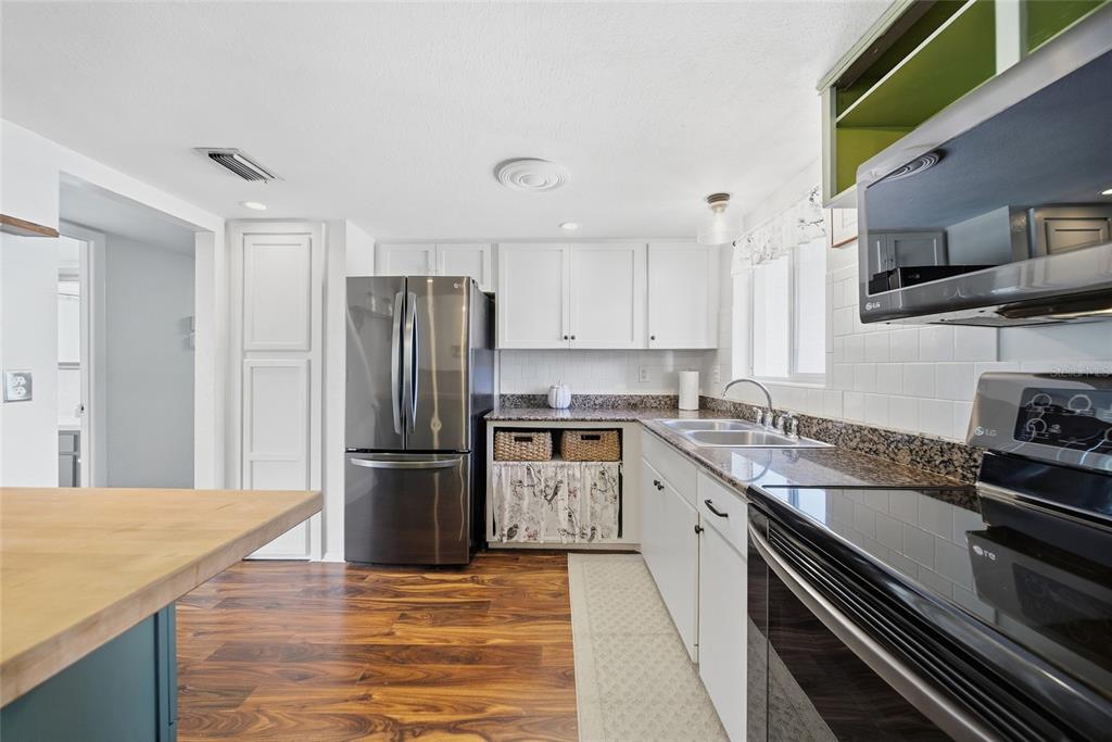 Property for sale at 2330 CANAL DRIVE UNIT G27, BRADENTON, FL, 34207