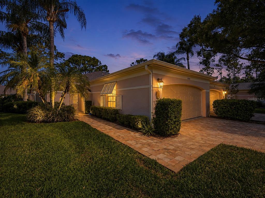 Property for sale at 5526 CHANTECLAIRE UNIT 31, SARASOTA, FL, 34235