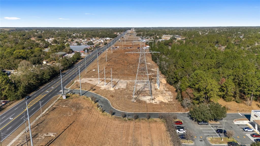 The driveway to Walgreens on the bottom of the picture is on lot 3,  I can email more pictures on request