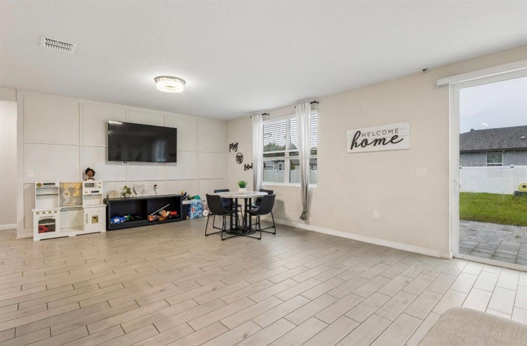 Property for sale at 504 VISTA VILLAGES BOULEVARD, DAVENPORT, FL, 33896