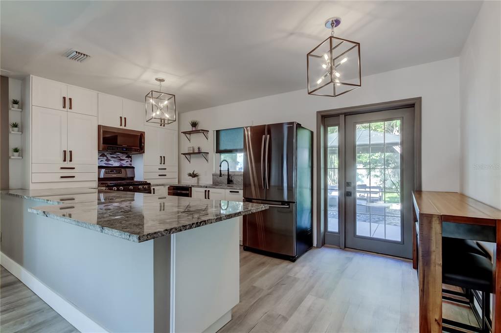 stunning kitchen