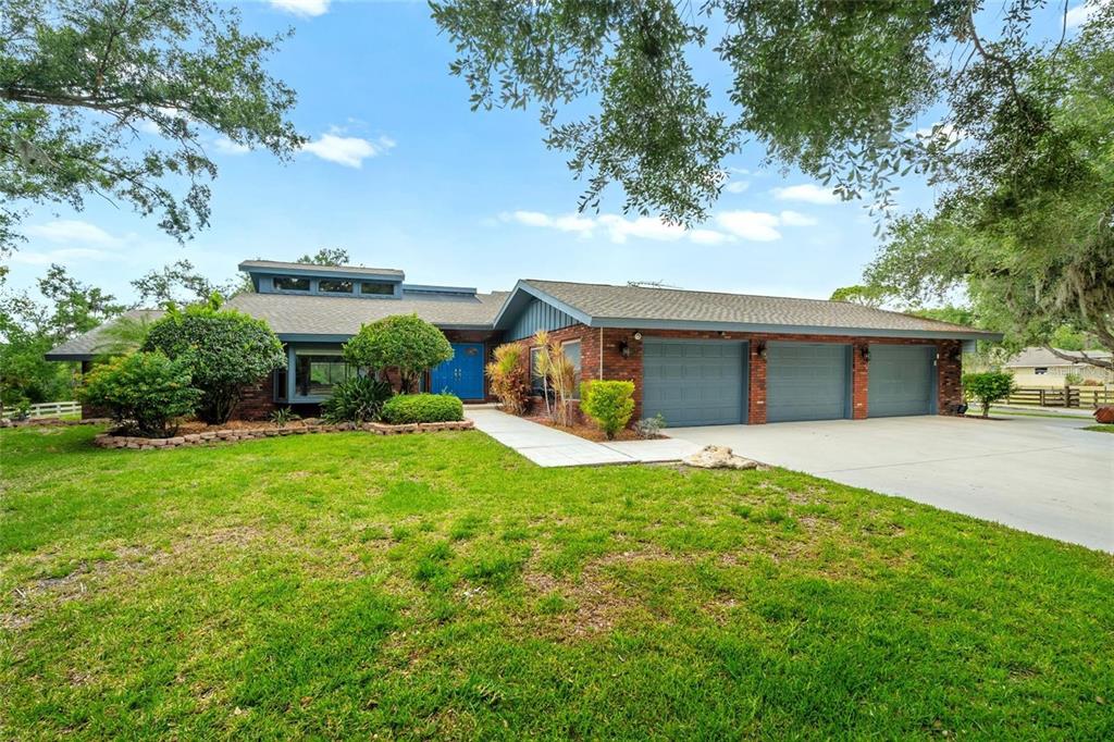 Property for sale at 140 COWPEN LANE, SARASOTA, FL, 34240