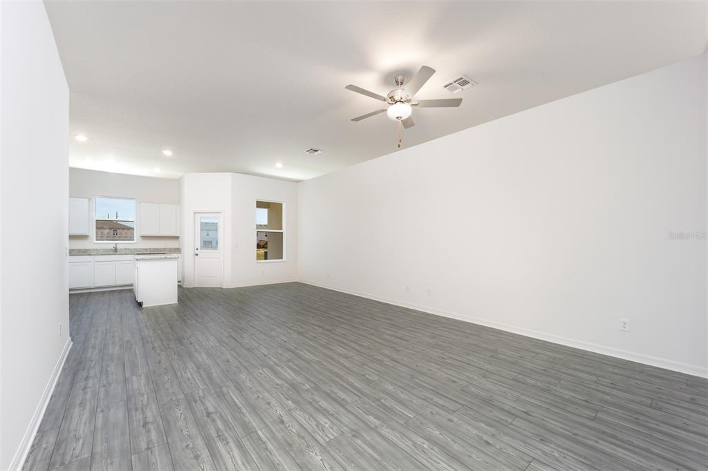 Property for sale at 709 POPPY LANE, DUNDEE, FL, 33838