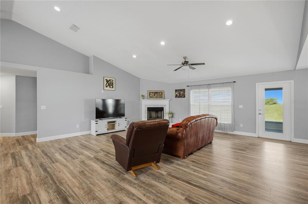 Property for sale at 6875 SE 11TH PLACE, OCALA, FL, 34472
