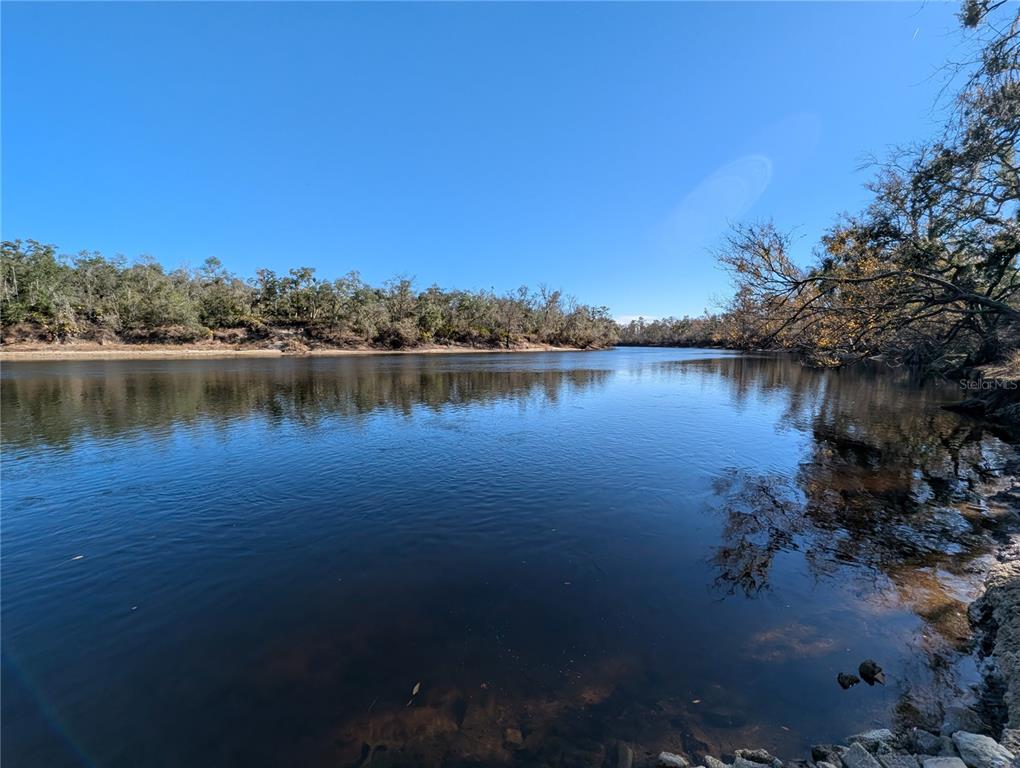 Property for sale at NW FOX RUN TRAIL UNIT 107, MAYO, FL, 32066