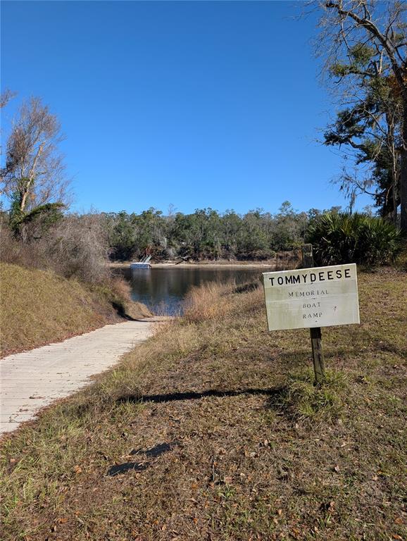 Property for sale at NW FOX RUN TRAIL UNIT 107, MAYO, FL, 32066