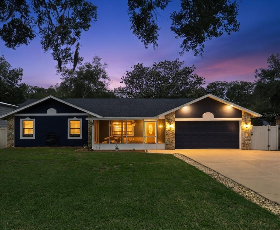 Property for sale at 27627 LOIS DRIVE, TAVARES, FL, 32778
