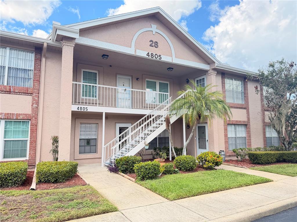 Front Walk up