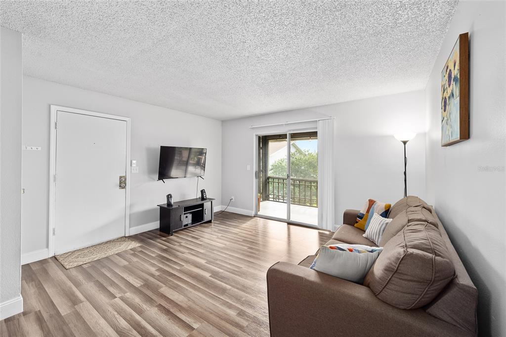 Property for sale at 6519 W NEWBERRY ROAD UNIT 1210, GAINESVILLE, FL, 32605