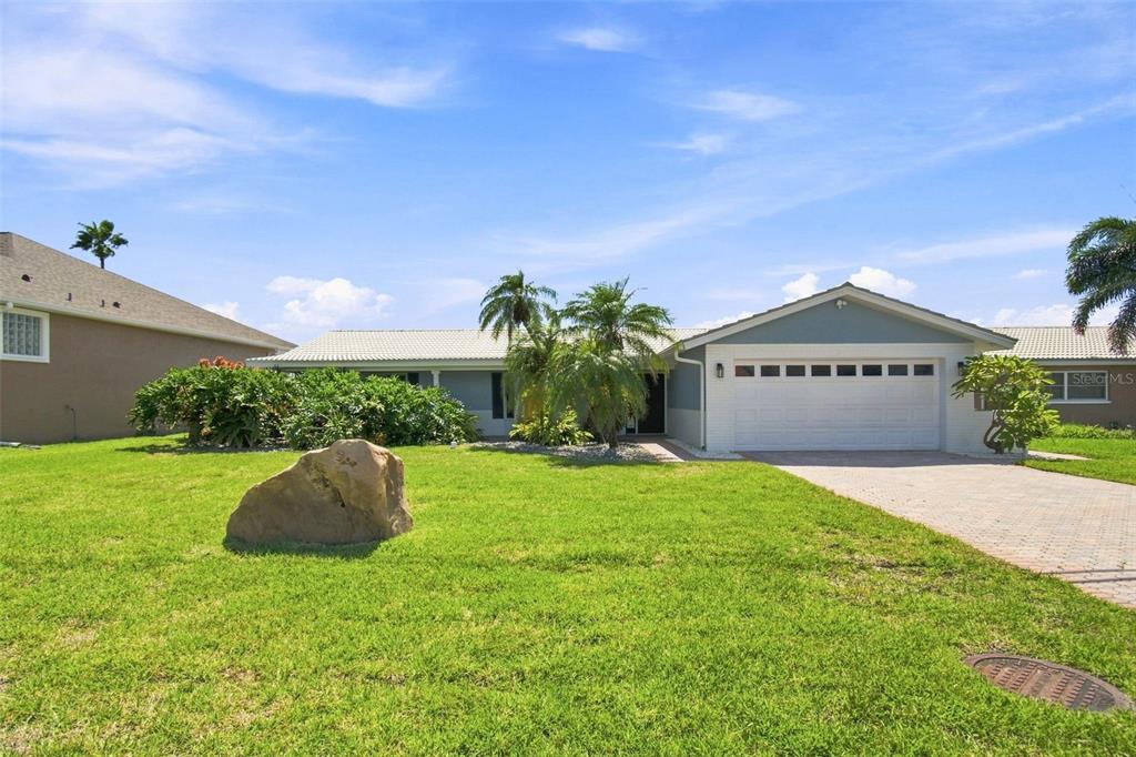 Property for sale at 11900 7TH STREET E, TREASURE ISLAND, FL, 33706
