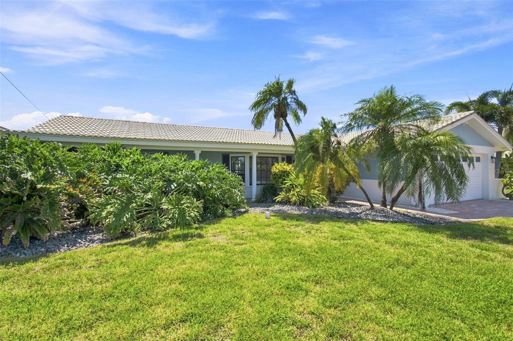 Property for sale at 11900 7TH STREET E, TREASURE ISLAND, FL, 33706