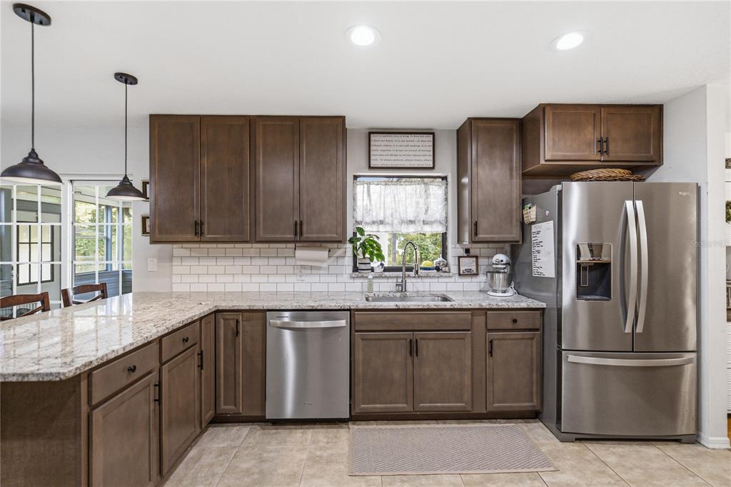 Property for sale at 124 N POINTE DRIVE, AUBURNDALE, FL, 33823