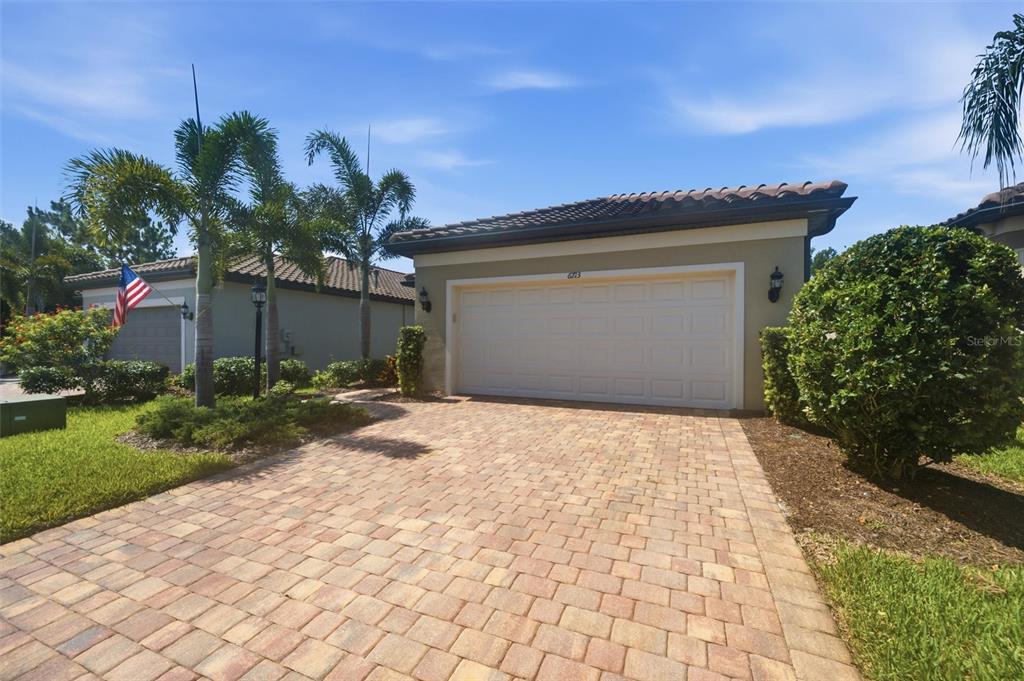Property for sale at 6713 ALSTEAD CIRCLE, BRADENTON, FL, 34202